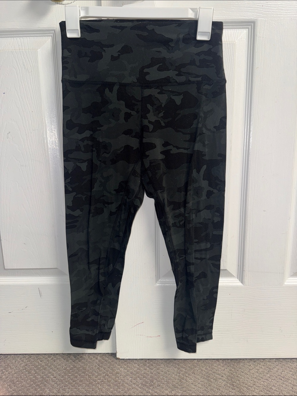 Lululemon Size 8 Green Align Camo Leggings